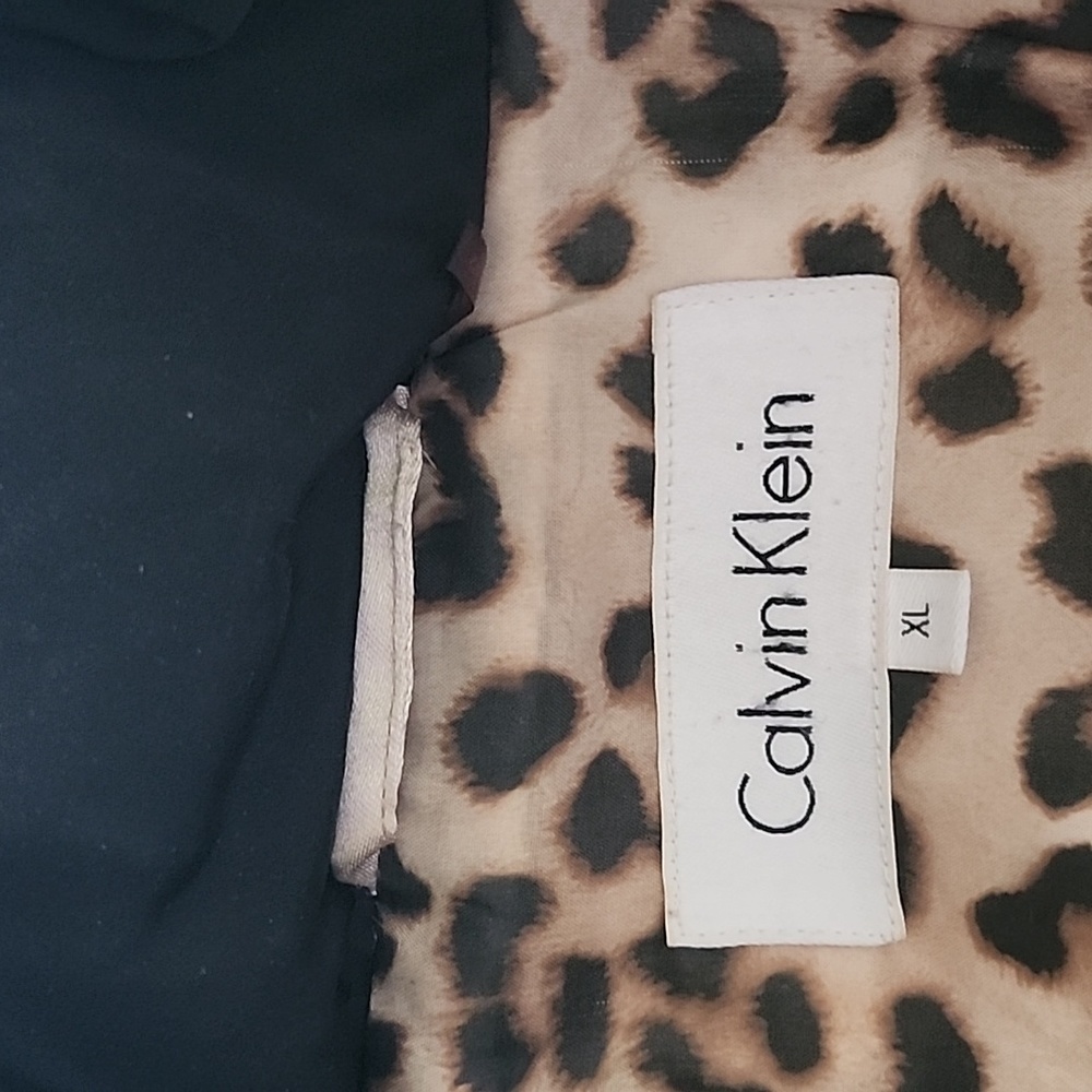 Calvin Klein Ladies XL Black Puffy Hooded Jacket - Picture 2 of 16